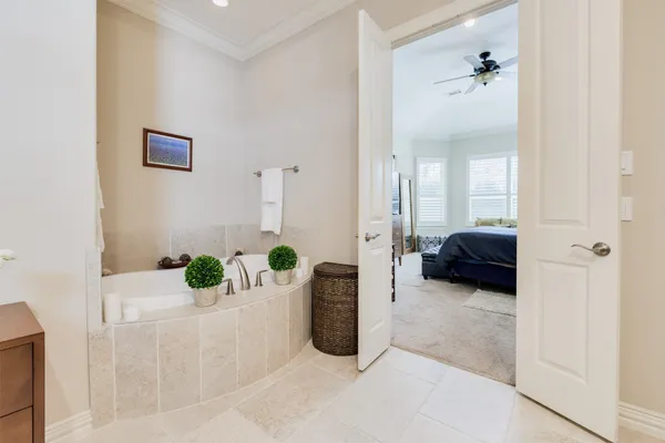 $9,000 | 1826 Jade Hollow Lane, Houston, TX 77077