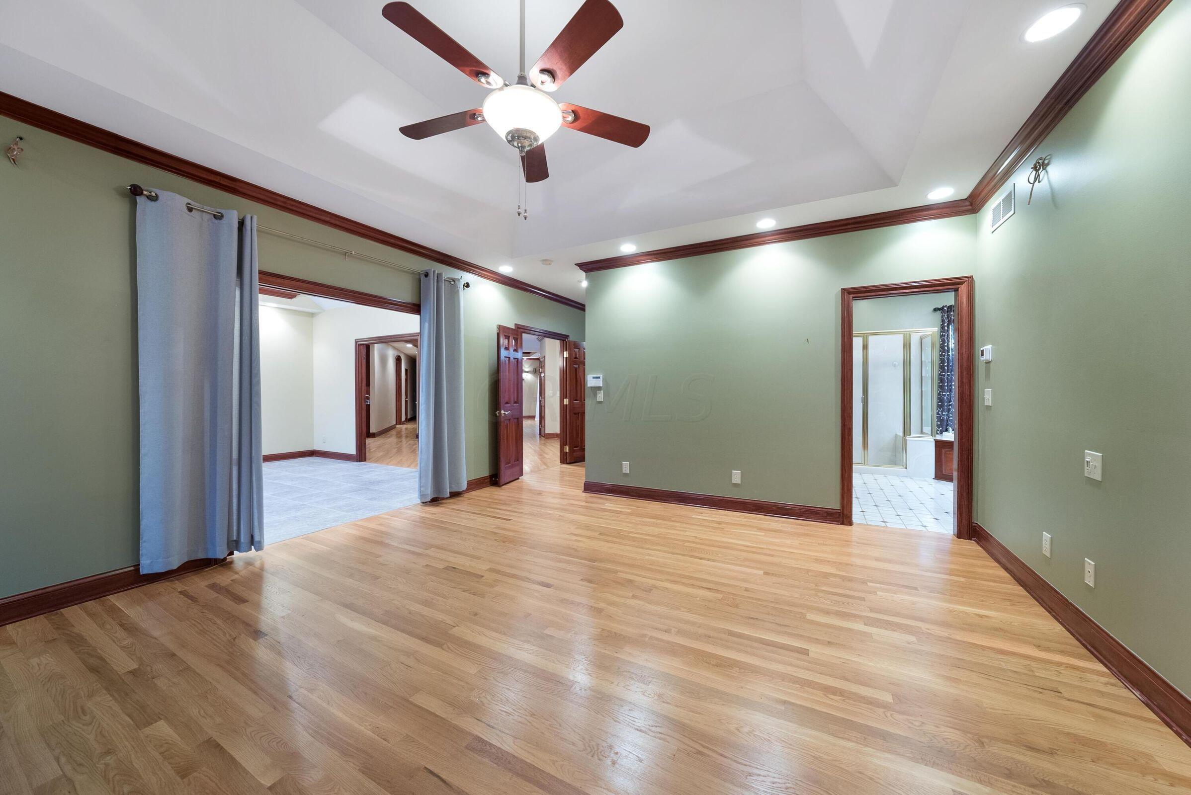 11244 Orchard Road Galena, OH 43021 - Photo 34 of 70 Owner's Suite
