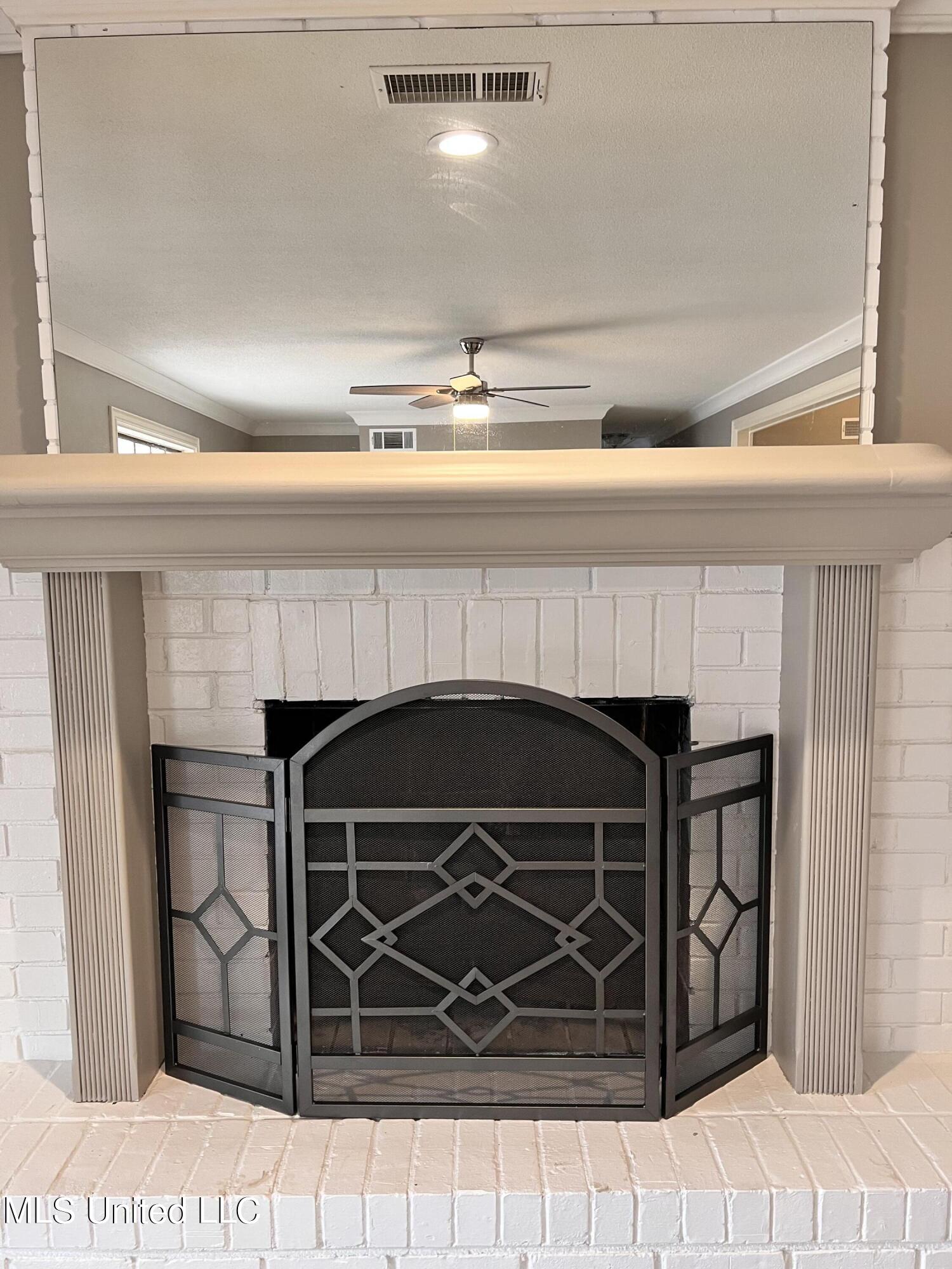 7537 Rockingham Drive Southaven, MS 38671 - Photo 3 of 12 Refinished Fire Place