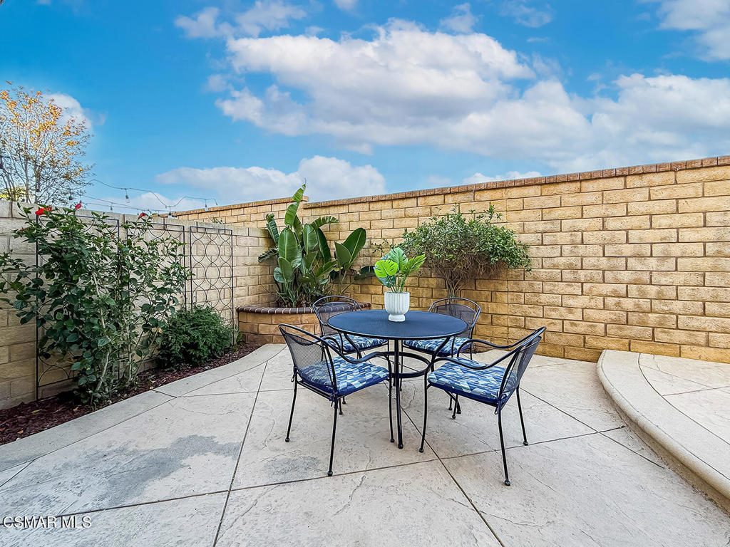 6838 Simmons Way Moorpark, CA 93021 - Photo 36 of 45