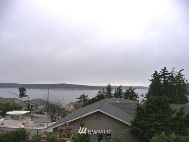 2285 Wagner Road Camano Island, WA 98282 - Photo 13 of 15 Gallery Image 13