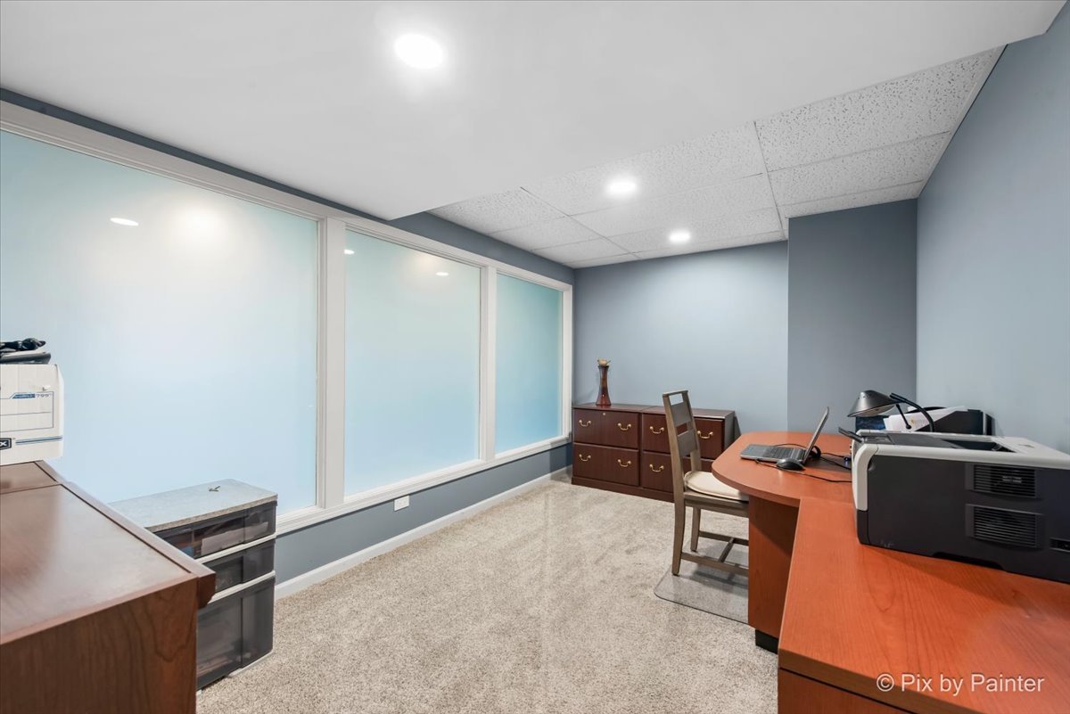 904 Shoreline Road, Unit 925 Lake Barrington, IL 60010 - Photo 27 of 46 Gallery Image 27