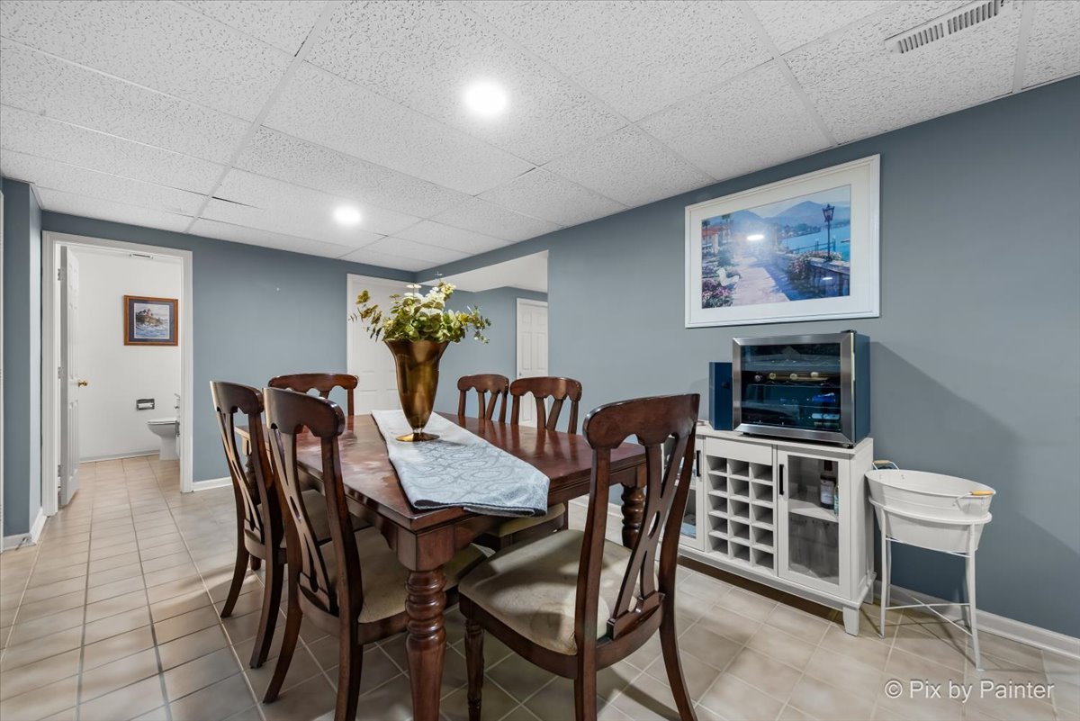 904 Shoreline Road, Unit 925 Lake Barrington, IL 60010 - Photo 29 of 46 Gallery Image 29