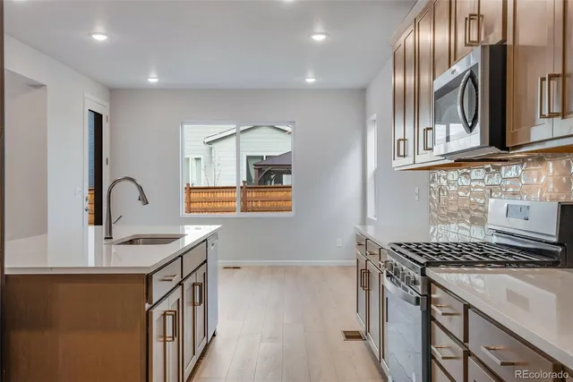 $624,900 | 13571 East 99th Place, Commerce City, CO 80022