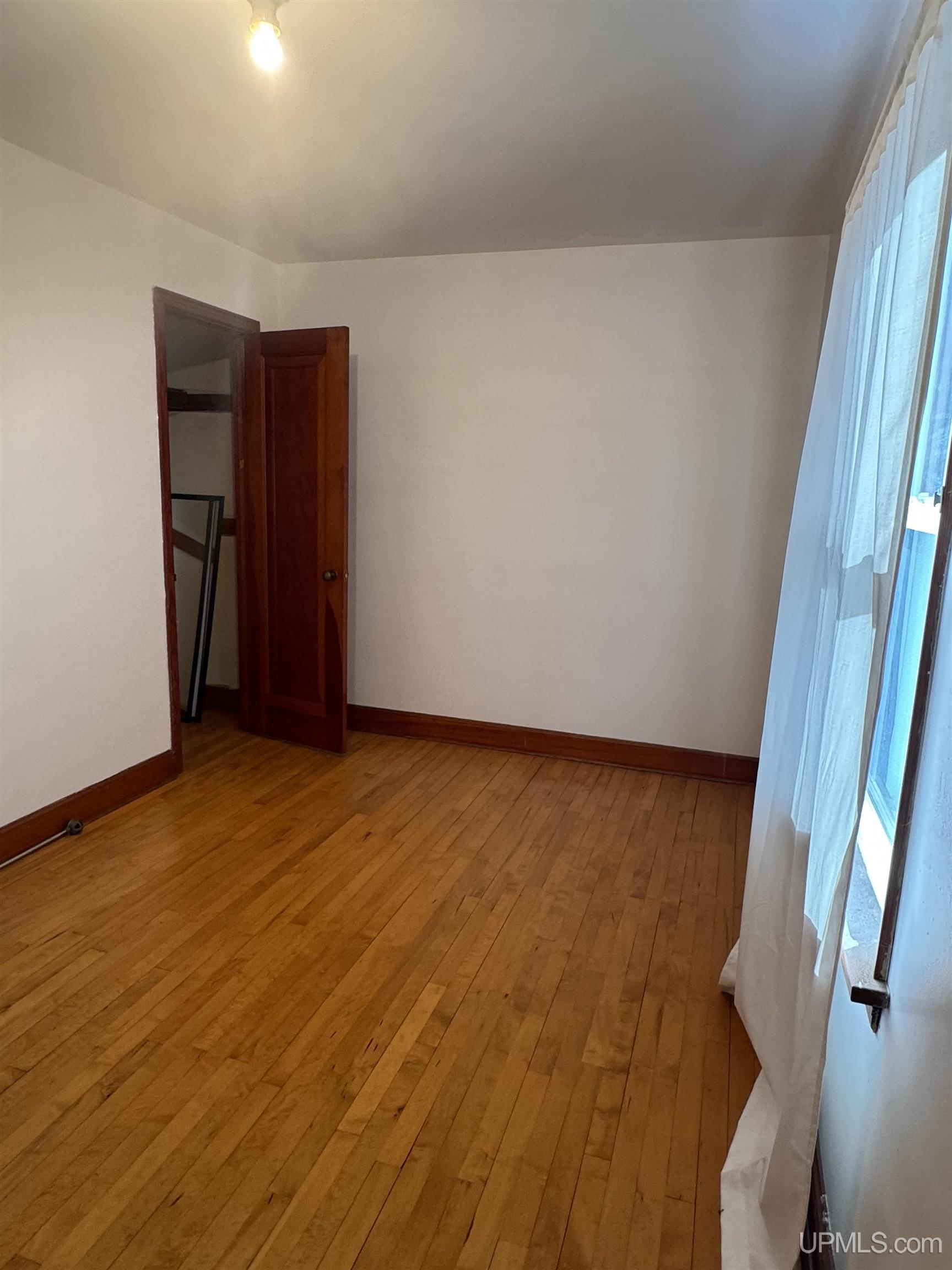 242 Hill Street Ishpeming, MI 49849 - Photo 19 of 27