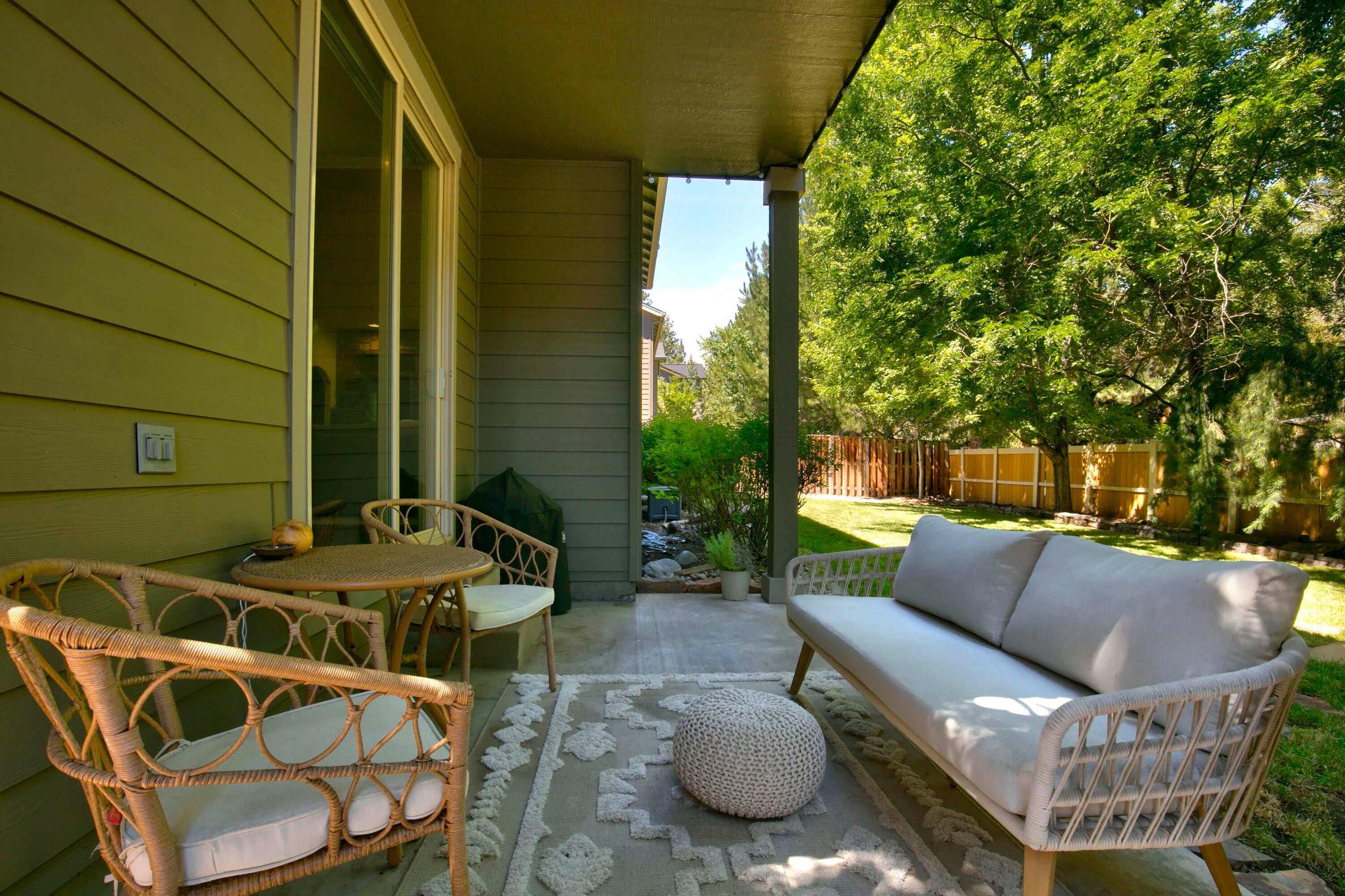 20548 Jacklight Lane Bend, OR 97702 - Photo 26 of 32 26