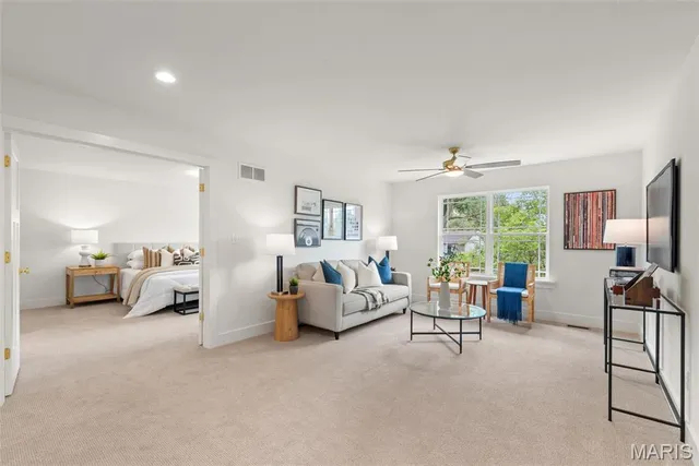 $594,296 | 537 Ryehill Drive, St. Peters, MO 63376