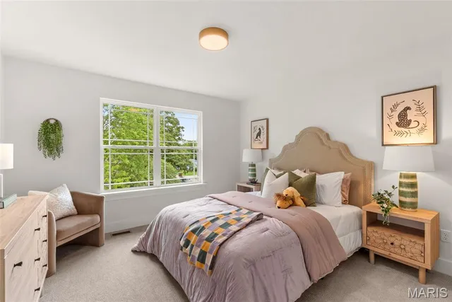 $594,296 | 537 Ryehill Drive, St. Peters, MO 63376