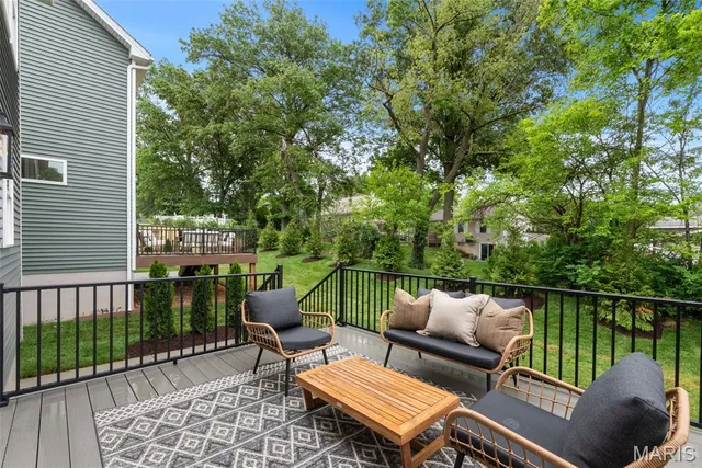 $594,296 | 537 Ryehill Drive, St. Peters, MO 63376