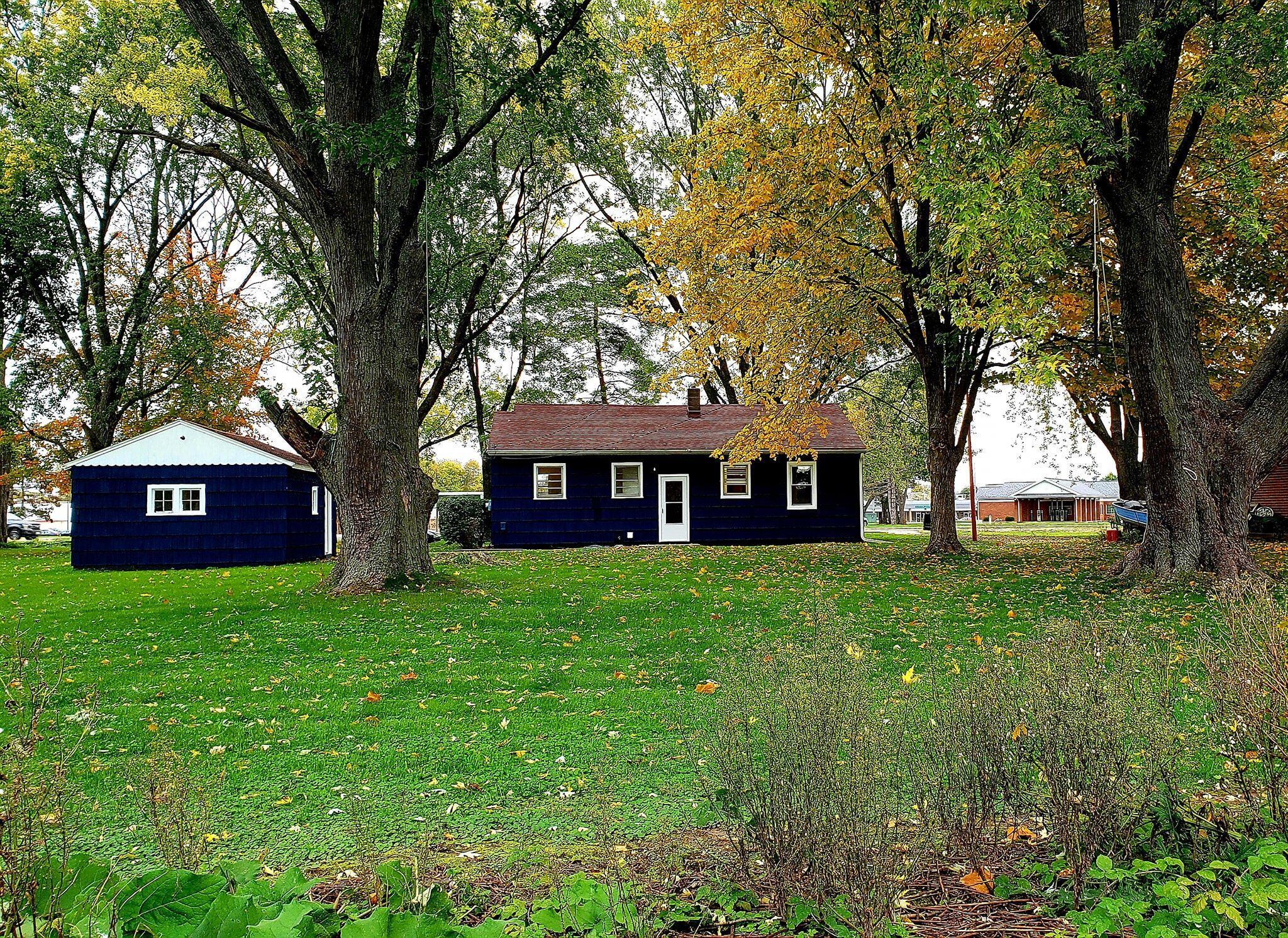 58612 Highway 131 Three Rivers, MI 49093 - Photo 5 of 17 back yard w house