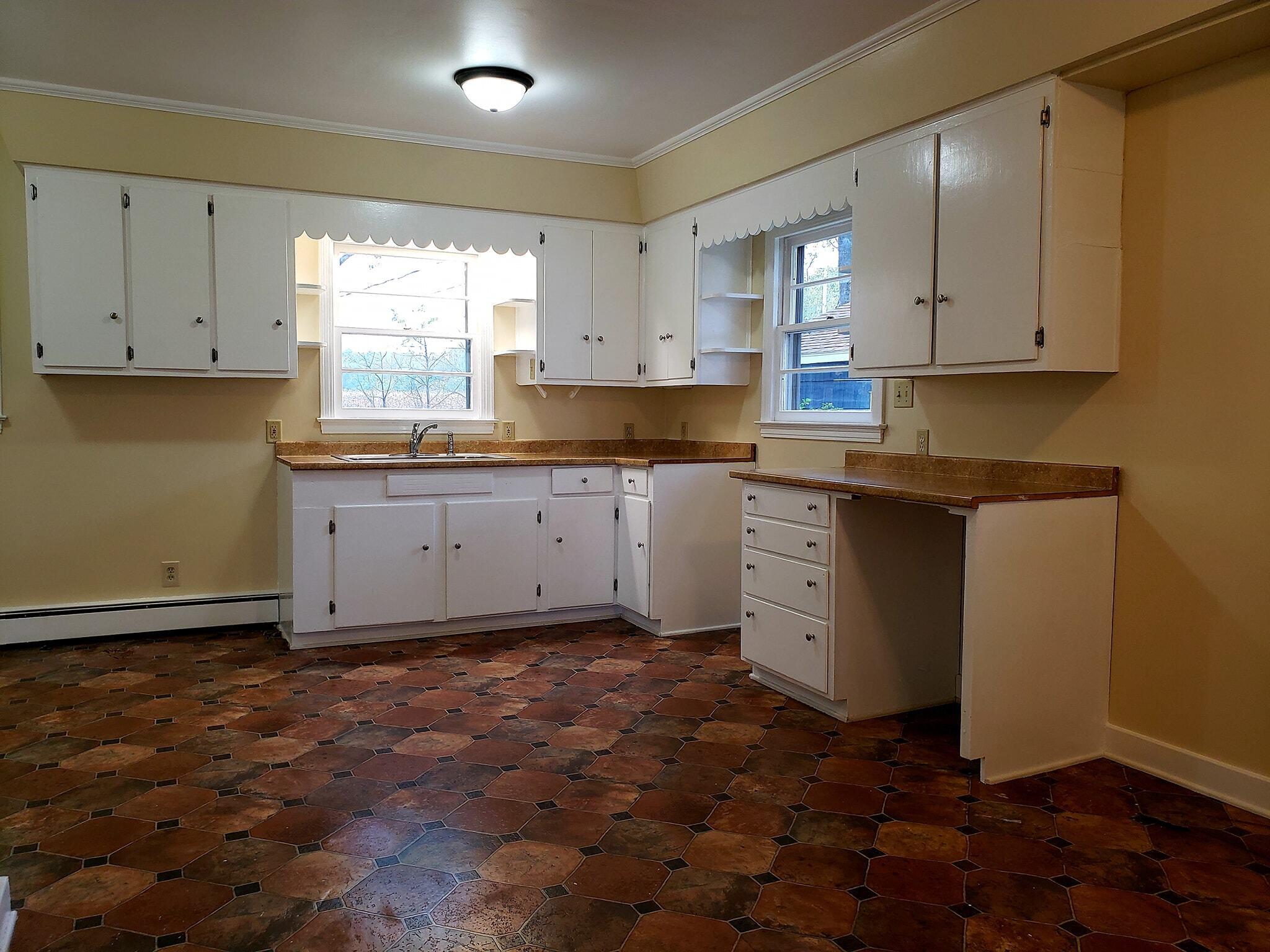 58612 Highway 131 Three Rivers, MI 49093 - Photo 8 of 17 kitchen