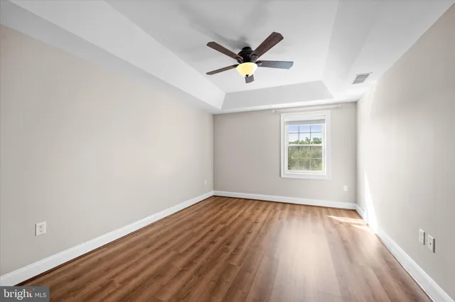 $399,987 | 6301 Edsall Road, Unit 301, Alexandria, VA 22312