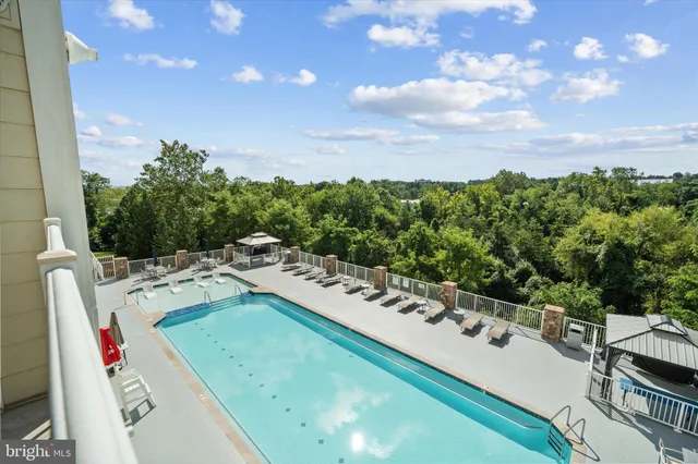 $399,987 | 6301 Edsall Road, Unit 301, Alexandria, VA 22312