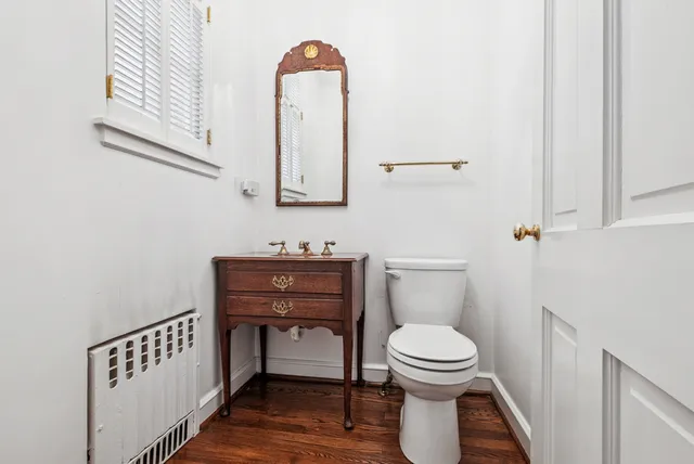 $2,299,000 | 1053 Laurie Lane, Burr Ridge, IL 60527