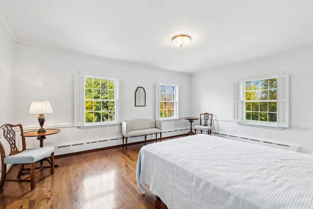 $2,299,000 | 1053 Laurie Lane, Burr Ridge, IL 60527