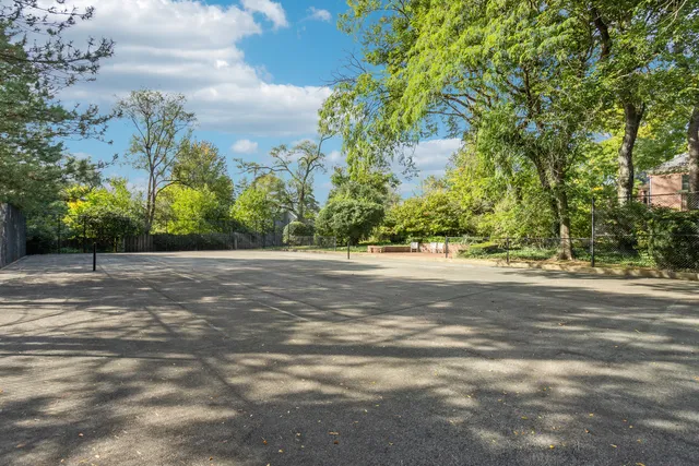 $2,299,000 | 1053 Laurie Lane, Burr Ridge, IL 60527