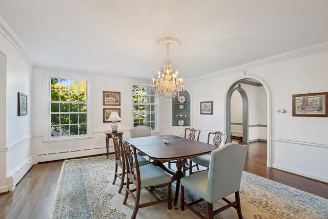 $2,299,000 | 1053 Laurie Lane, Burr Ridge, IL 60527