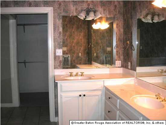 10635 North Stanwick Place Baton Rouge, LA 70810 - Photo 9 of 16 Gallery Image 9
