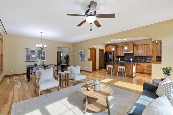 $775,000 | 16958 Dynamic Drive, Lakeville, MN 55044