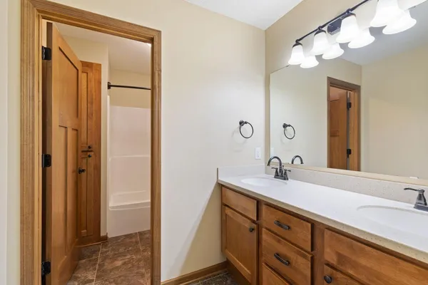 $775,000 | 16958 Dynamic Drive, Lakeville, MN 55044