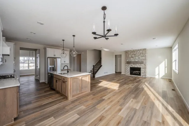 $684,900 | 869 Greywood Boulevard Southwest, Delano, MN 55328