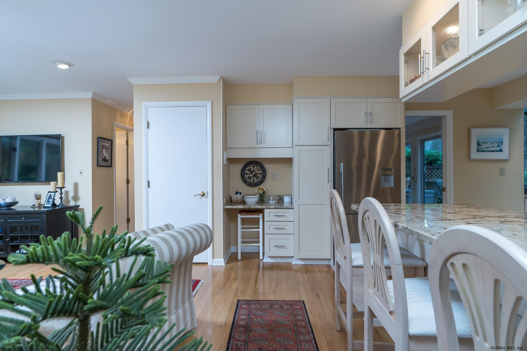 40 Devon Road Bethlehem, NY 12054 - Photo 19 of 52 Photo 19