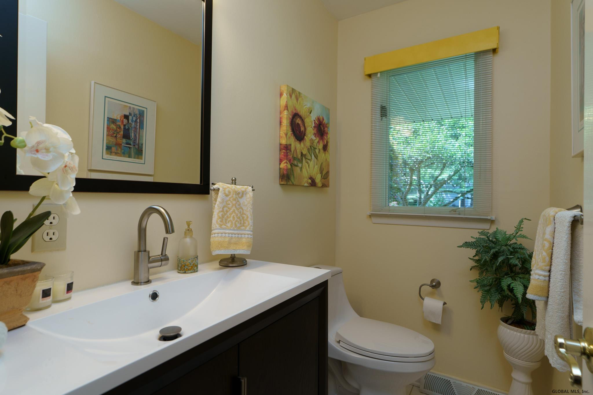 40 Devon Road Bethlehem, NY 12054 - Photo 23 of 52 Photo 23