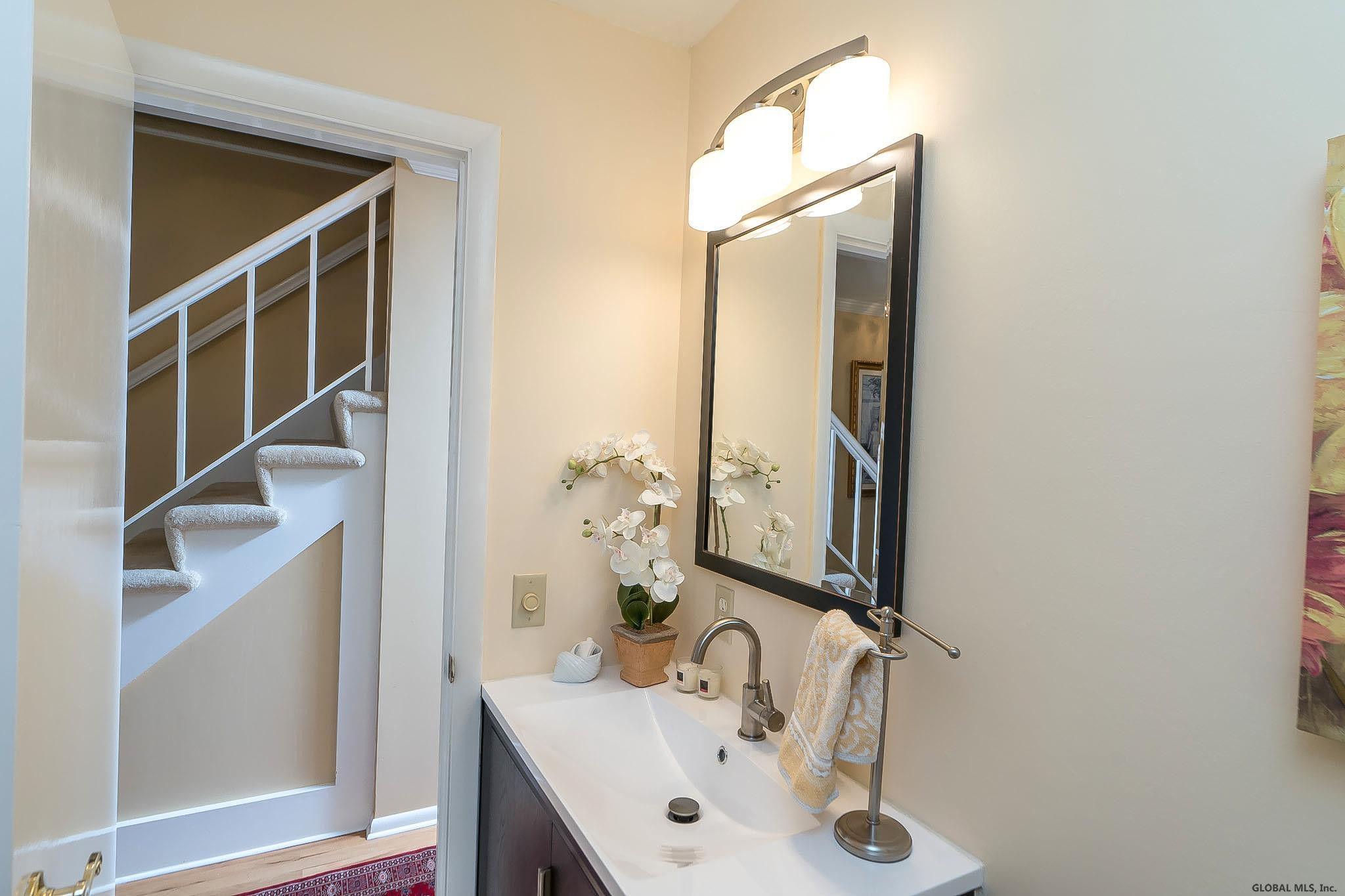 40 Devon Road Bethlehem, NY 12054 - Photo 24 of 52 Photo 24