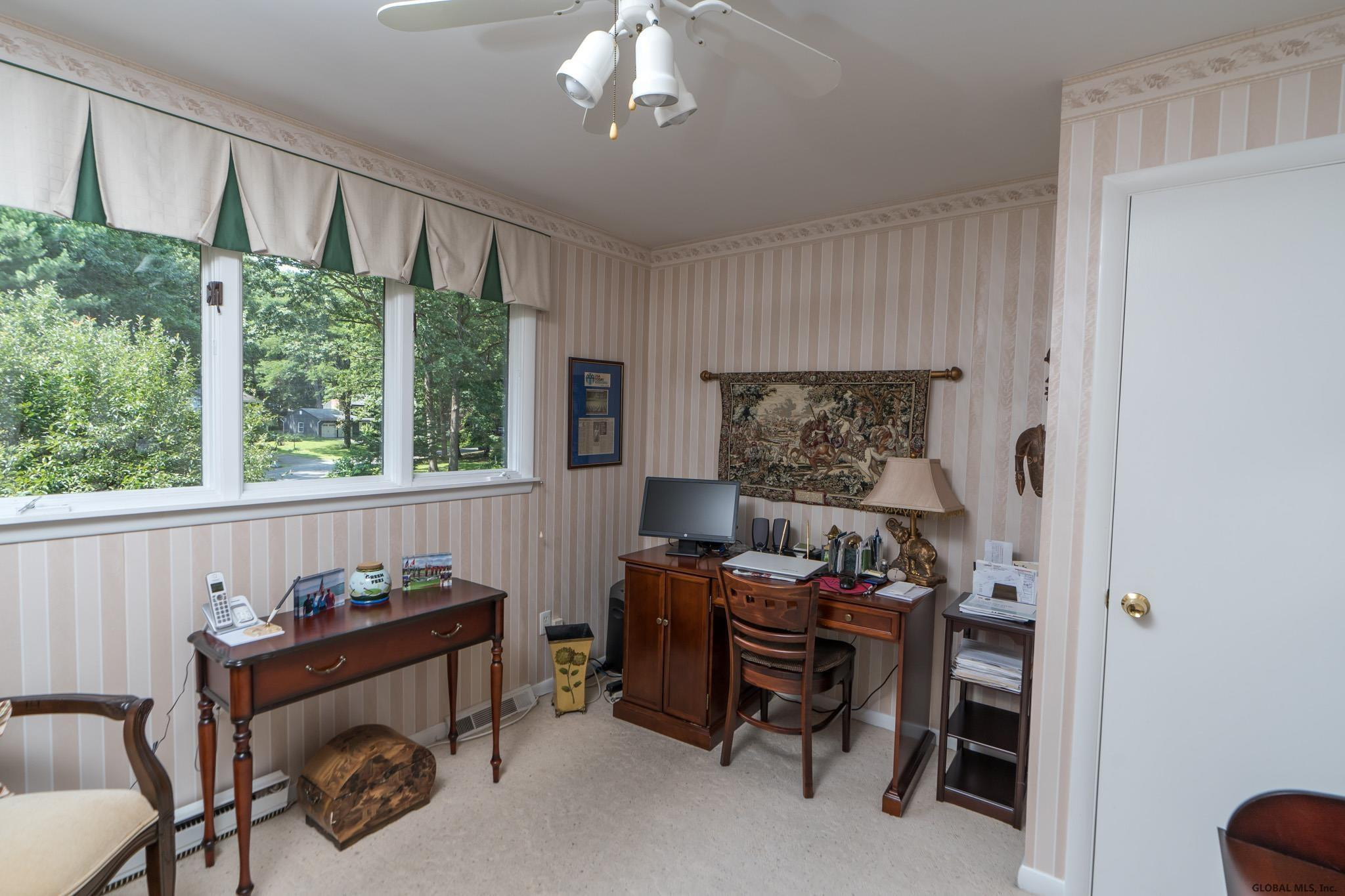 40 Devon Road Bethlehem, NY 12054 - Photo 34 of 52 Photo 34