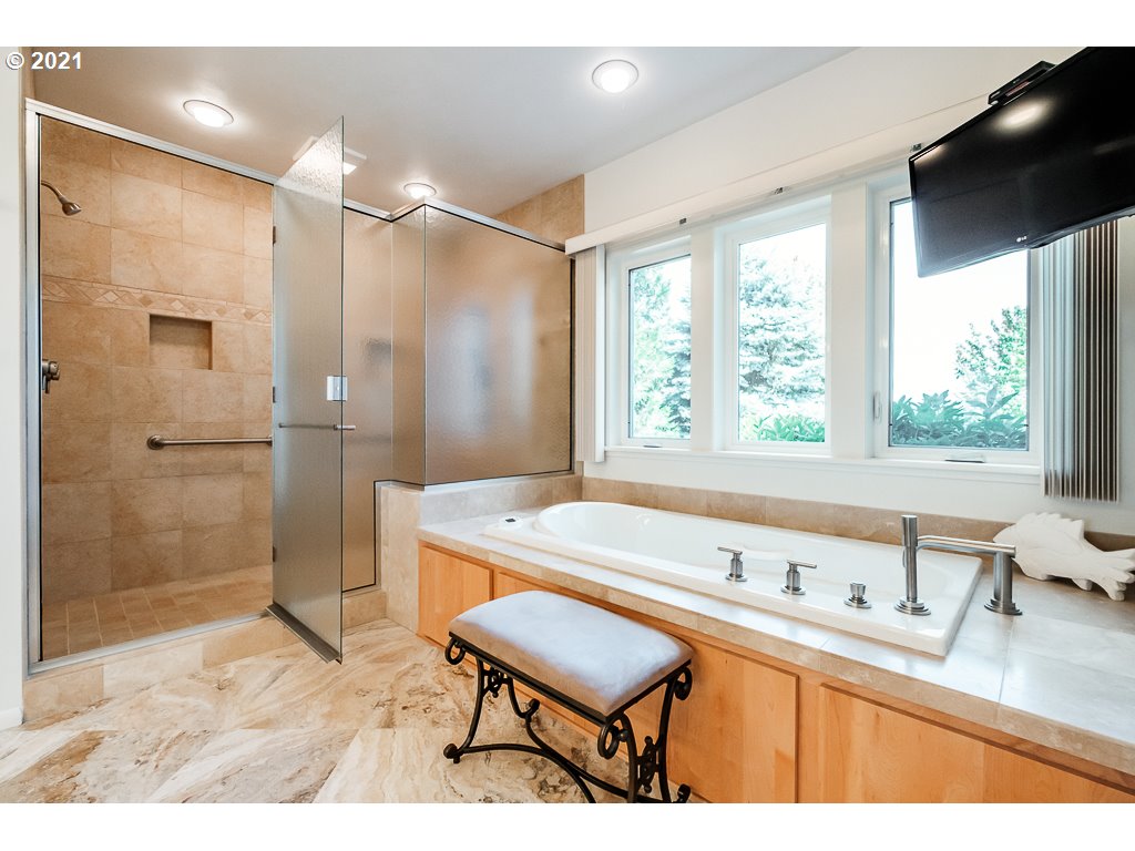 6107 Graystone Loop Springfield, OR 97478 - Photo 17 of 32