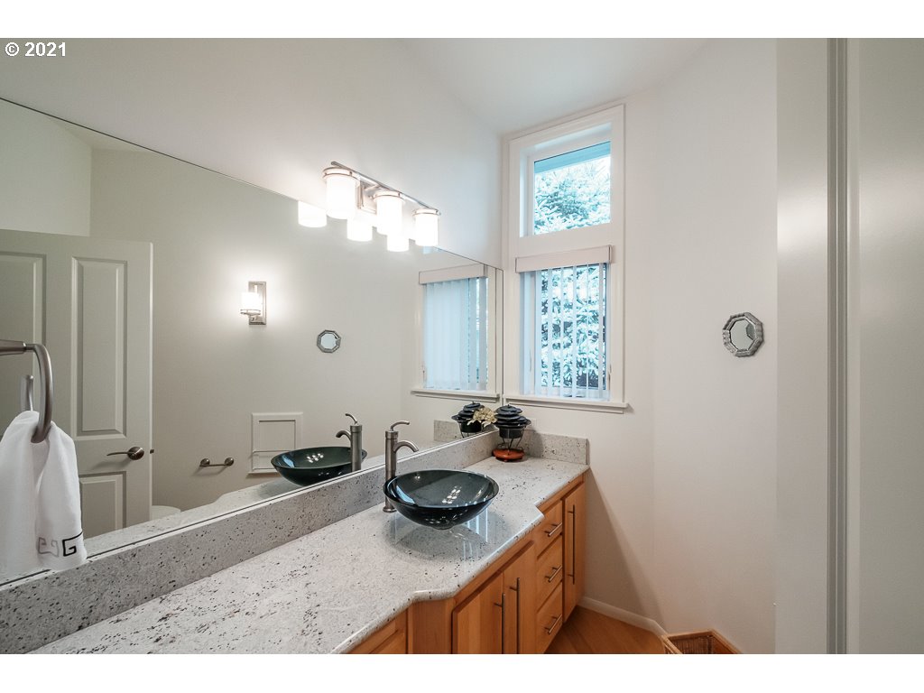 6107 Graystone Loop Springfield, OR 97478 - Photo 23 of 32