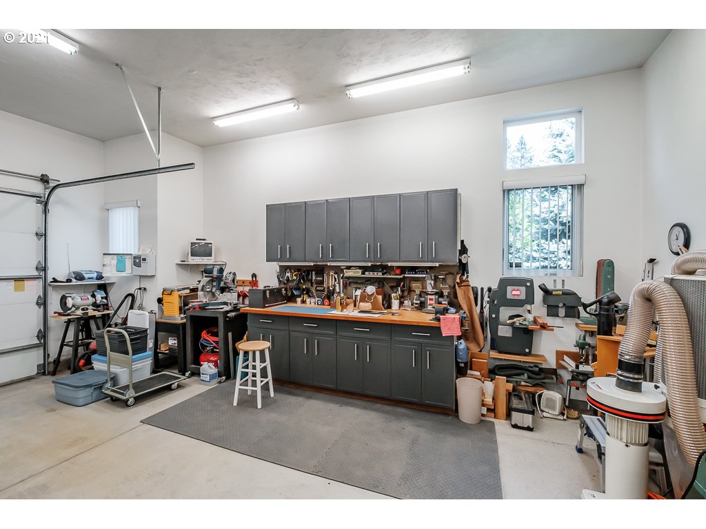 6107 Graystone Loop Springfield, OR 97478 - Photo 28 of 32