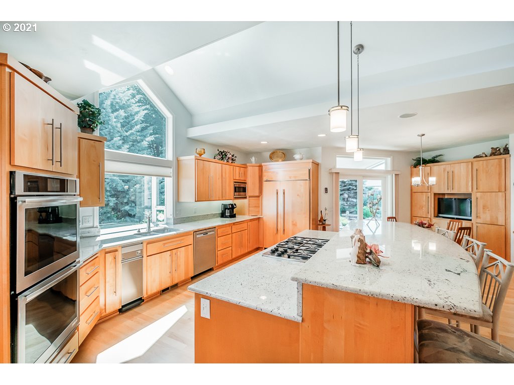 6107 Graystone Loop Springfield, OR 97478 - Photo 8 of 32