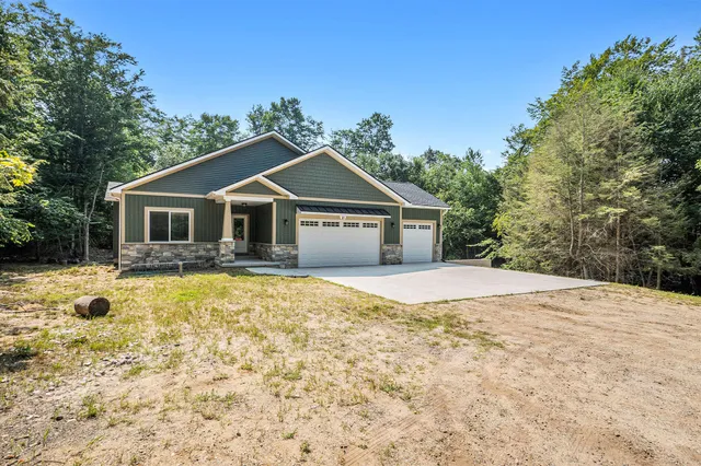 $850,000 | 10 Morton Trail, Montague, MI 49437