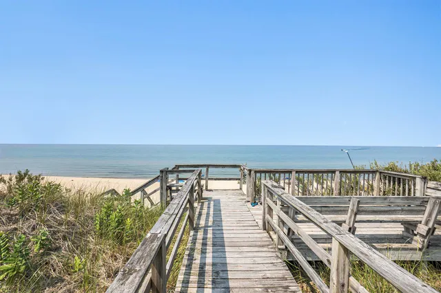 $850,000 | 10 Morton Trail, Montague, MI 49437