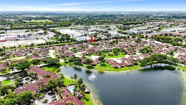 $3,000 | 6460 Northwest 170th Terrace, Unit 6460, Hialeah, FL 33015