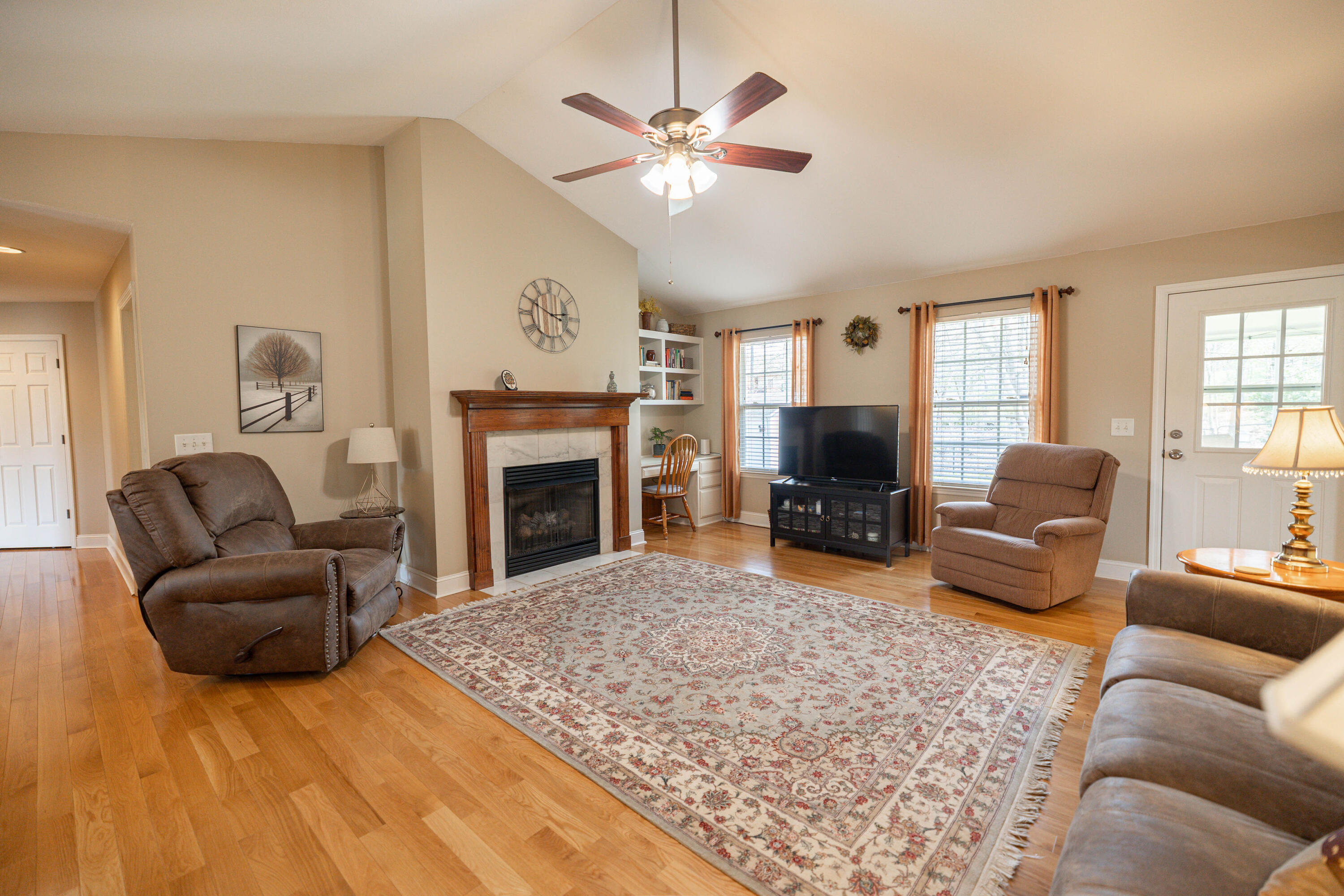 174 Old Pond Road Southeast Cleveland, TN 37323 - Photo 2 of 20 2