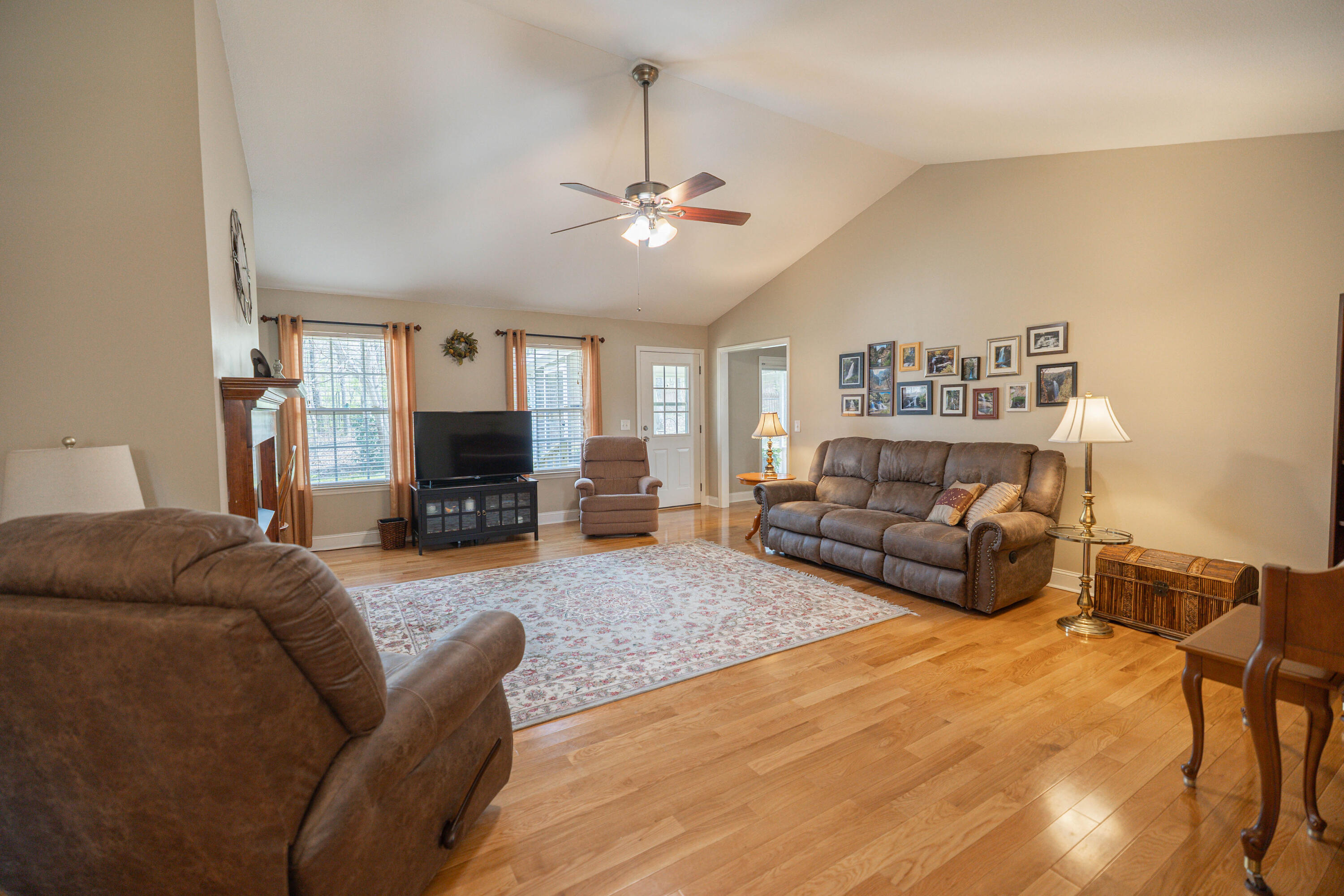 174 Old Pond Road Southeast Cleveland, TN 37323 - Photo 4 of 20 4