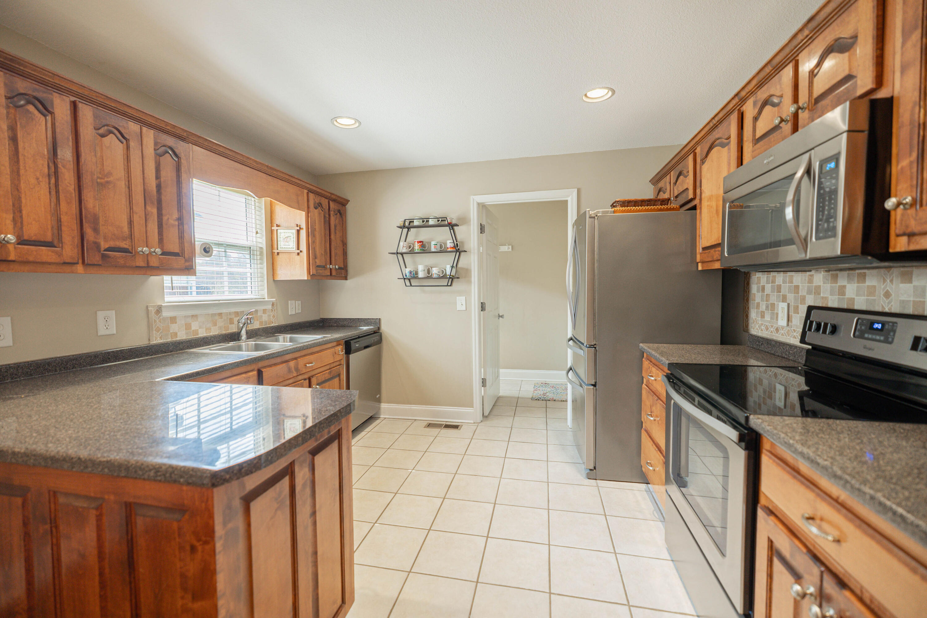 174 Old Pond Road Southeast Cleveland, TN 37323 - Photo 7 of 20 7