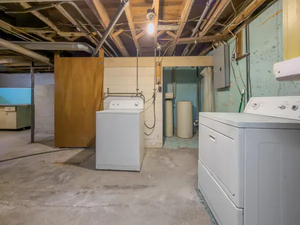 $210,000 | 1022 3rd Avenue Northwest, Faribault, MN 55021