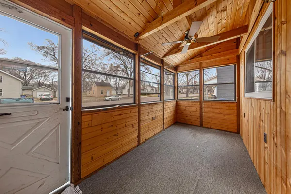 $210,000 | 1022 3rd Avenue Northwest, Faribault, MN 55021