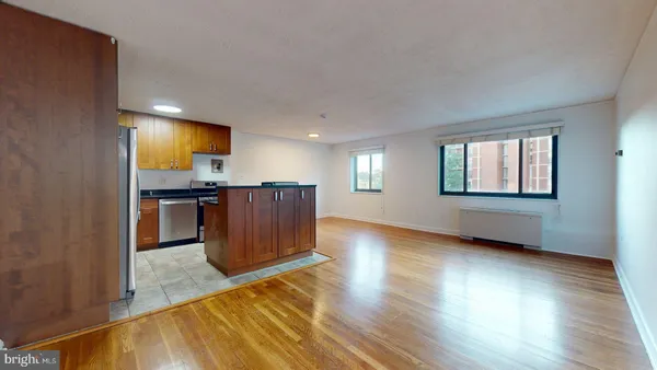 $2,350 | 1200 South Arlington Ridge Road, Unit 407, Arlington, VA 22202
