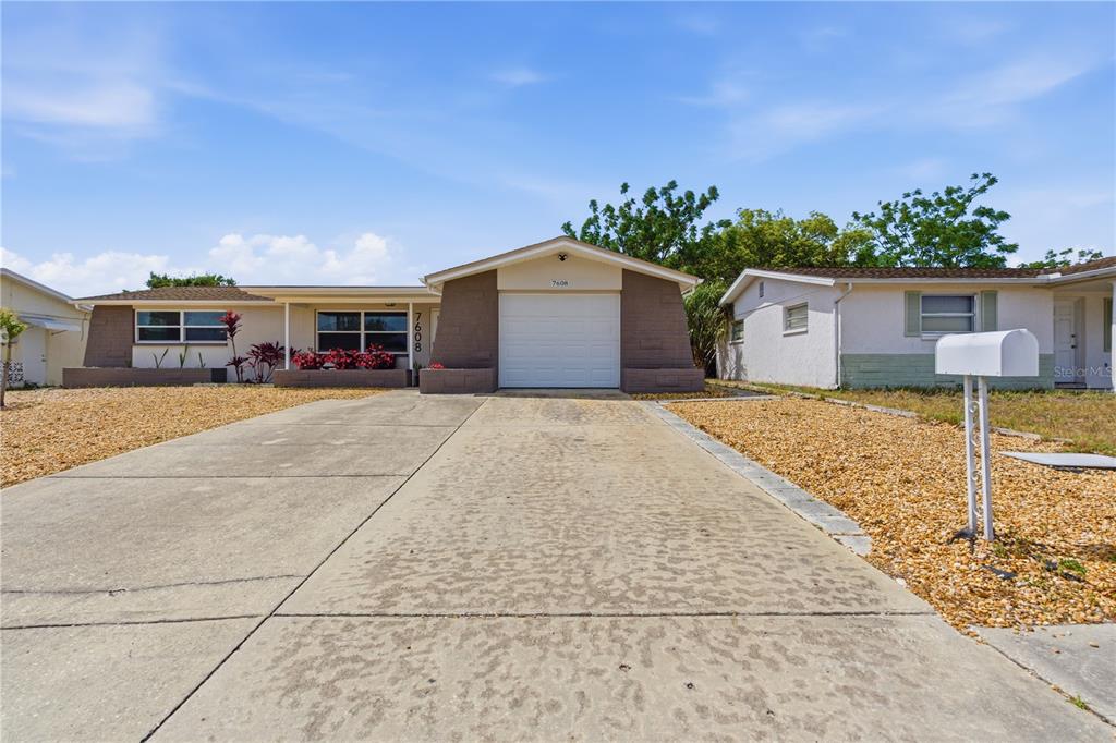 7608 Sue Ellen Drive Port Richey, FL 34668 - Photo 30 of 35