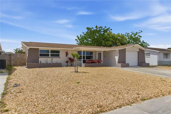 $2,400 | 7608 Sue Ellen Drive, Port Richey, FL 34668