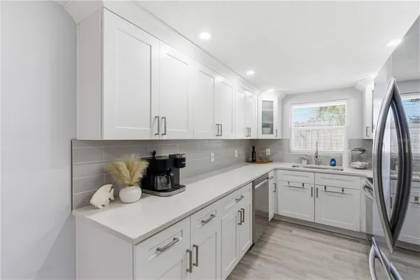 $2,400 | 7608 Sue Ellen Drive, Port Richey, FL 34668
