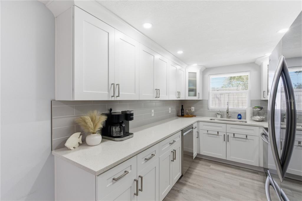 7608 Sue Ellen Drive Port Richey, FL 34668 - Photo 9 of 35