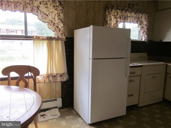 6 Cinnamon Road Levittown, PA 19057 - Photo 6 of 25