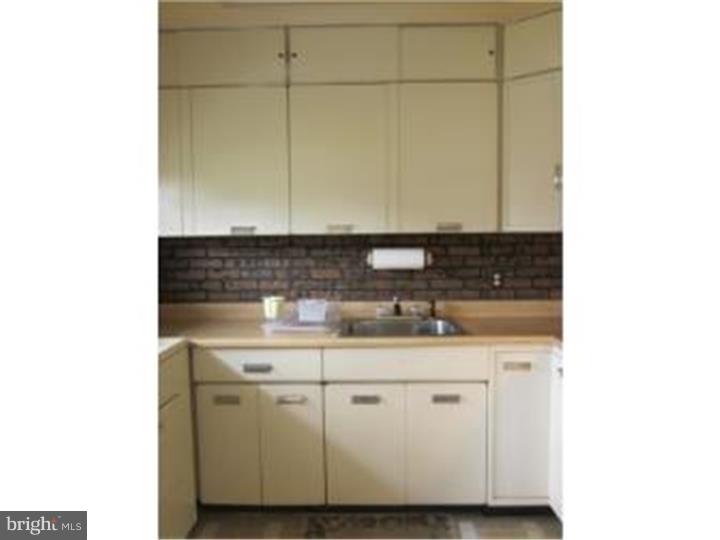6 Cinnamon Road Levittown, PA 19057 - Photo 7 of 25
