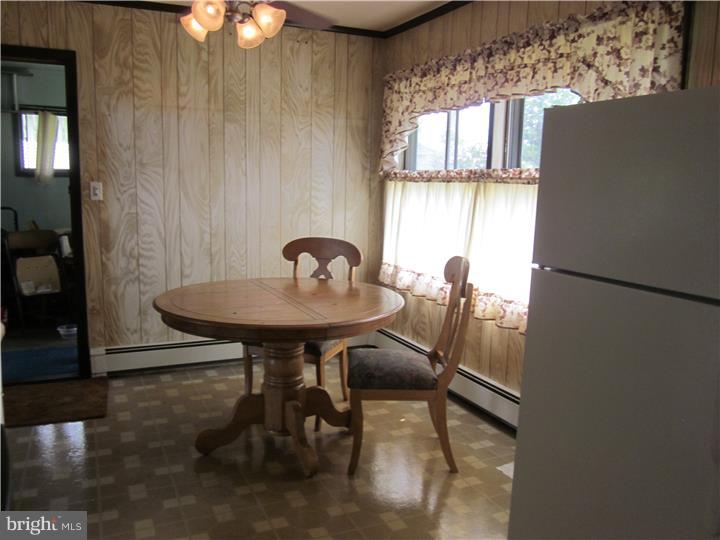 6 Cinnamon Road Levittown, PA 19057 - Photo 10 of 25