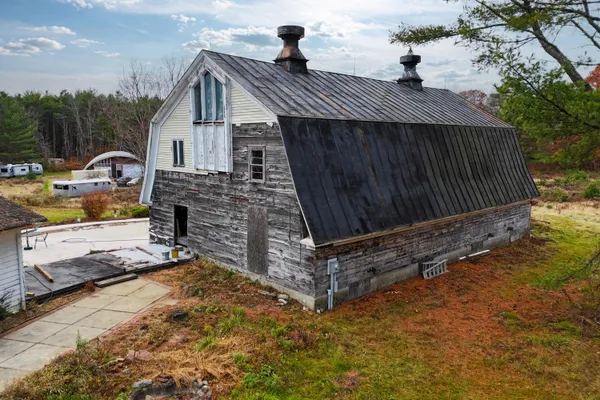 $1,599,000 | 210 Augusta Road, Topsham, ME 04086